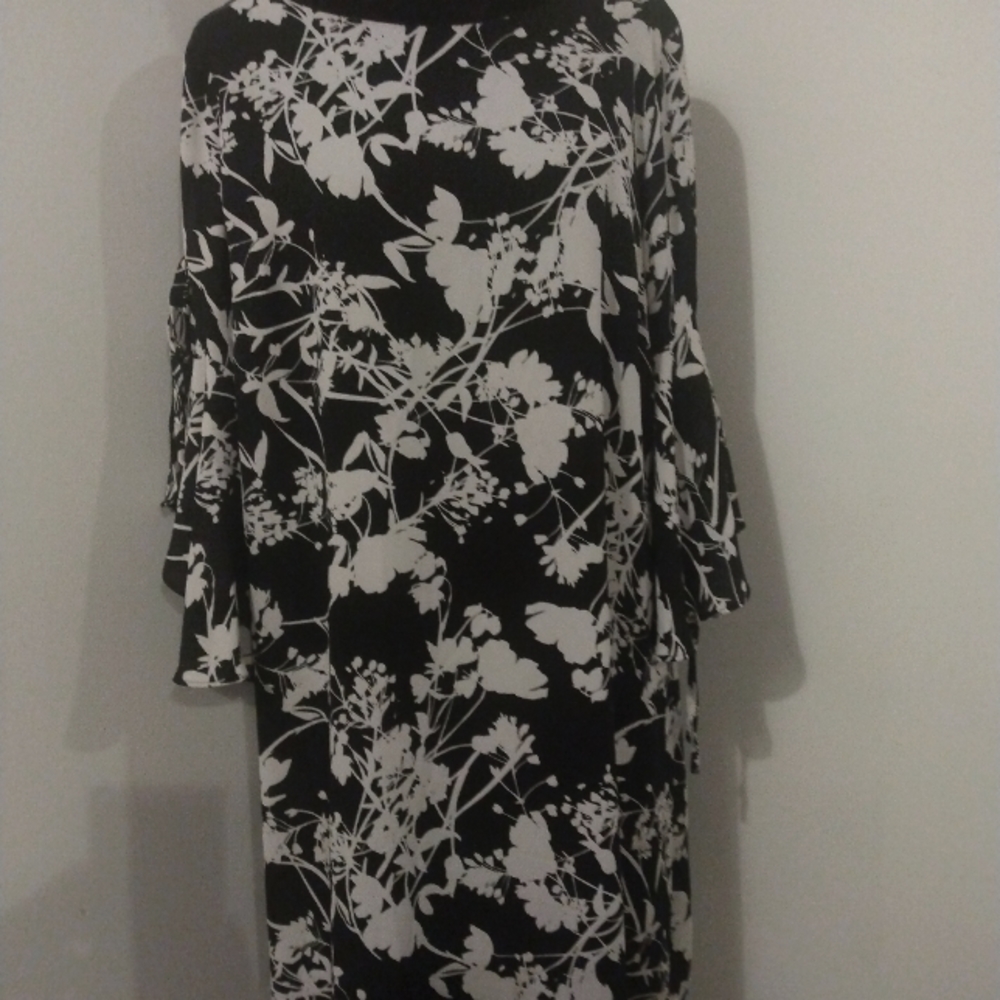 Worthington black and white dress